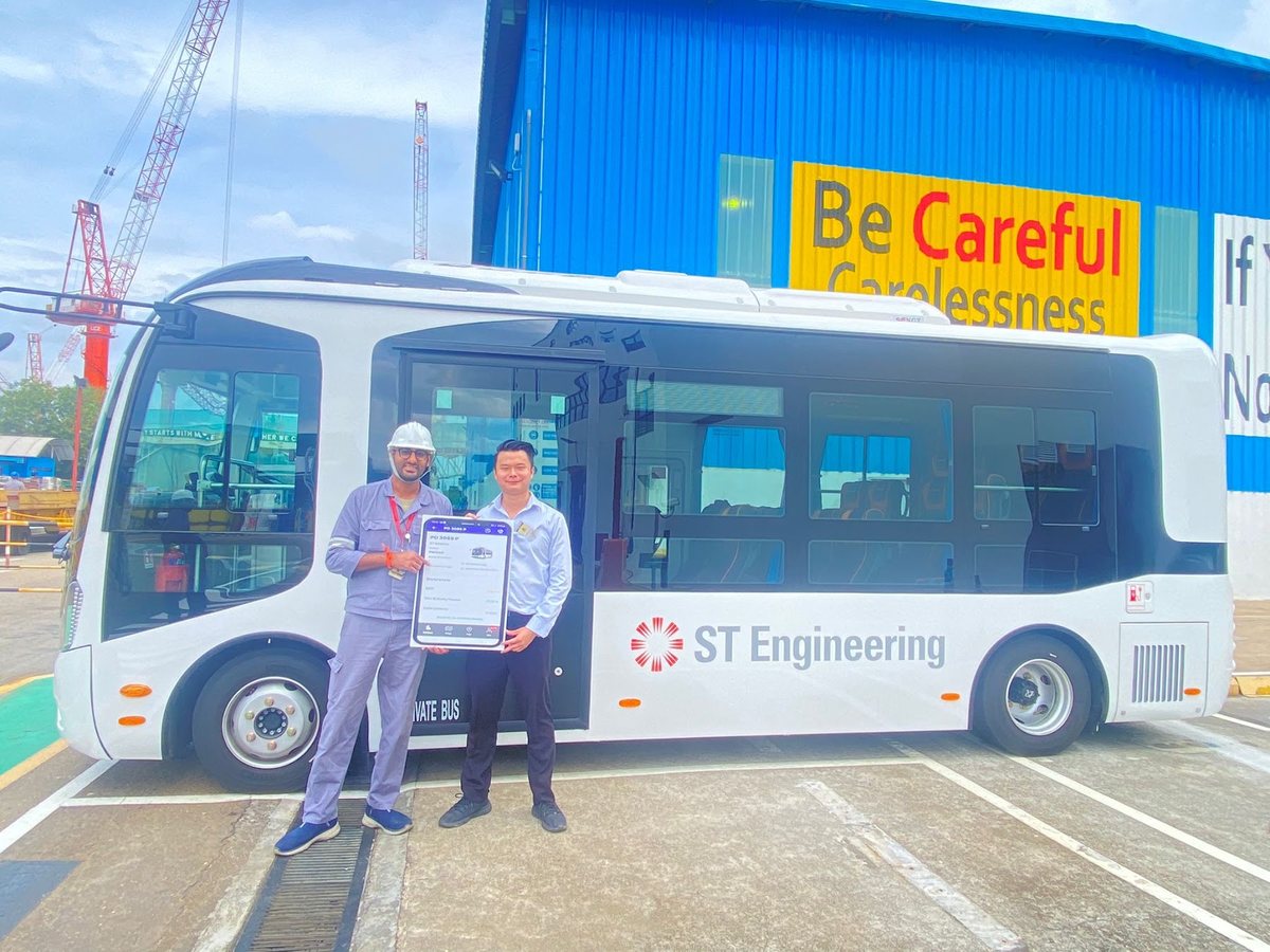 Electric bus handover to ST Marine